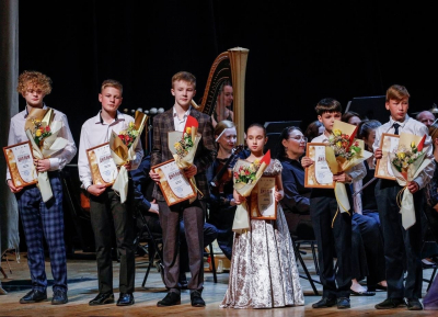 21 мая, в Концертном зале им. Ю. Гуляева прошел гала-концерт и награждение победителей.