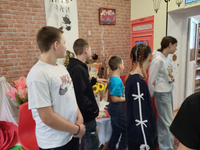 Экскурсия «Чтоб шагалось в ногу с веком, приходи в библиотеку!»