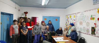 Под аккомпанемент баяна