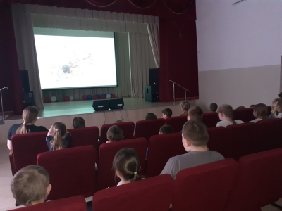 «А женщина вовеки молода» праздничная программа