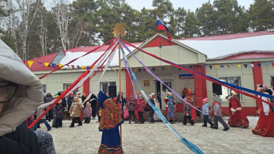 Праздник, полный радости и творчества
