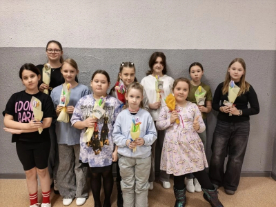 «Весенний букет»: мастер‑класс по работе с синельной проволокой