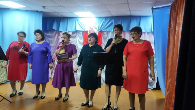 Праздничный концерт &quot;Нет тебя прекрасней&quot;