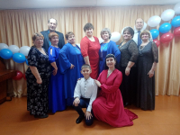 Открыто и радушно приветствовали зрителей в Чернаковском Доме культуры на благотворительном концерте «Территория творчества»