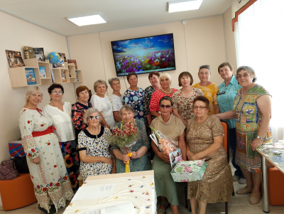 Развлекательная программа «Цветочный калейдоскоп»