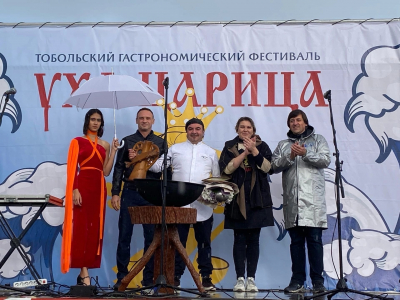 На Базарной площади состоялось закрытие IX-го  Тобольского гастрономического фестиваля «Уха-Царица»