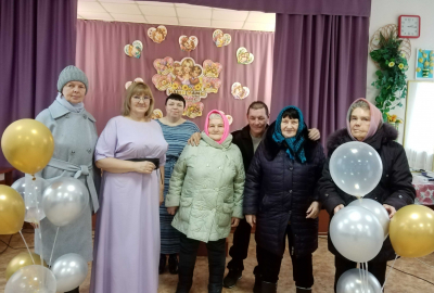 Литературная программа «Улыбка мамы - счастья добрый вестник»