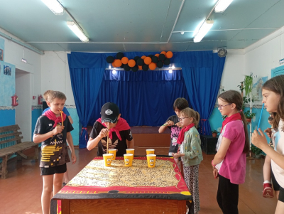 Игровая программа «Остров пионерских сокровищ» в Одинском СК