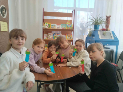 Литературная игра «У книжек нет каникул»