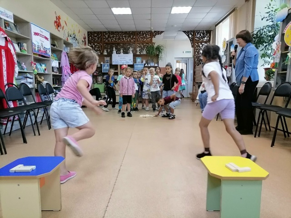 "Зов тайги: Приключения на природе ждут!"