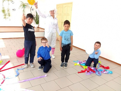 По секрету всему свету