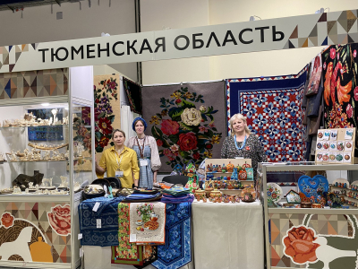 Мастера Тюменской области представляют регион на выставке в Москве
