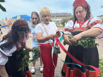 Чернаковский СДК принял участие в празднике Святой Троицы