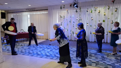 Чайно-блинное раздолье: ух, Маслена хороша!
