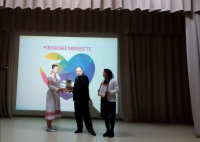Глава Ивановского сельского поселения наградил активистов помогающих мобилизованным СВО