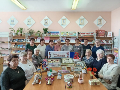 Игровая программа «Островок семейных сокровищ» для клубов «Маслянский дворик» и «Волшебница»